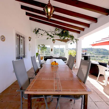 East Family Rural Maya Villa Estepona